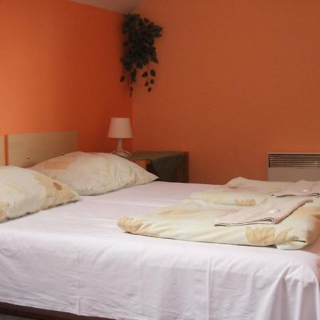 Hotel Formule Decin Kültér fotó