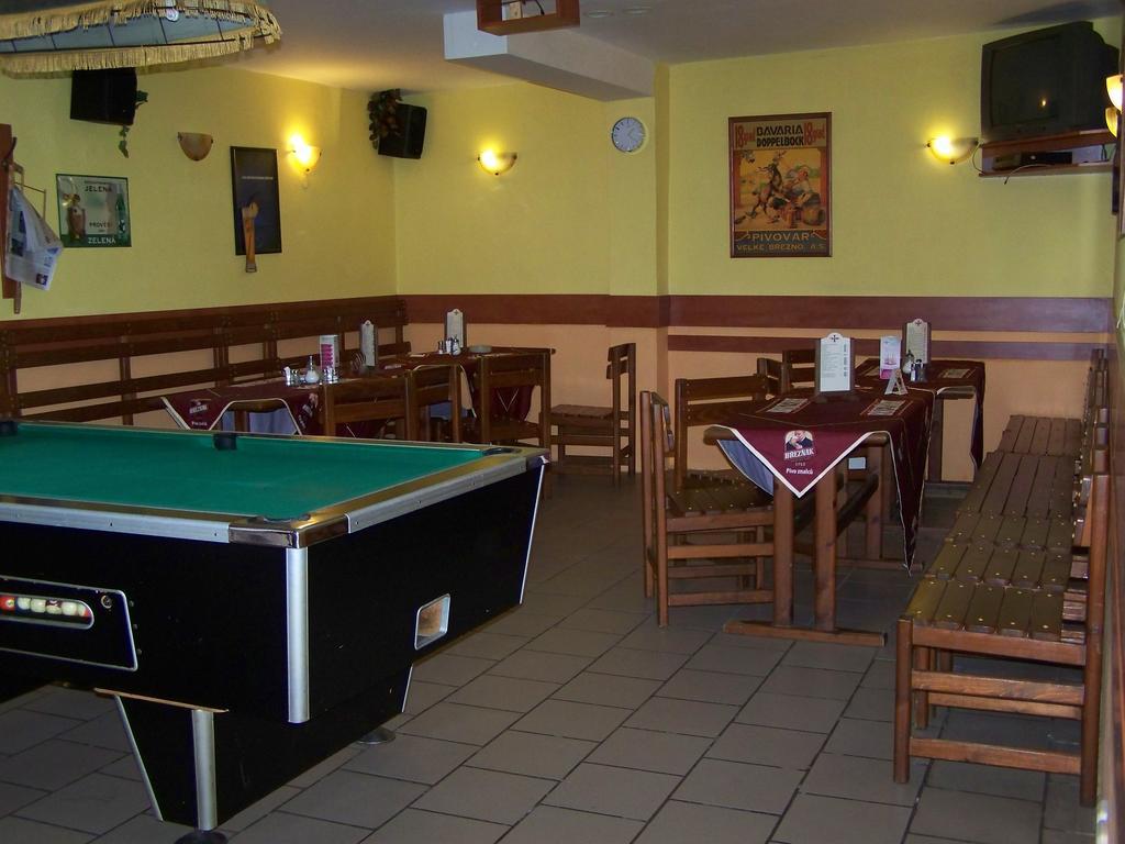 Hotel Formule Decin Kültér fotó
