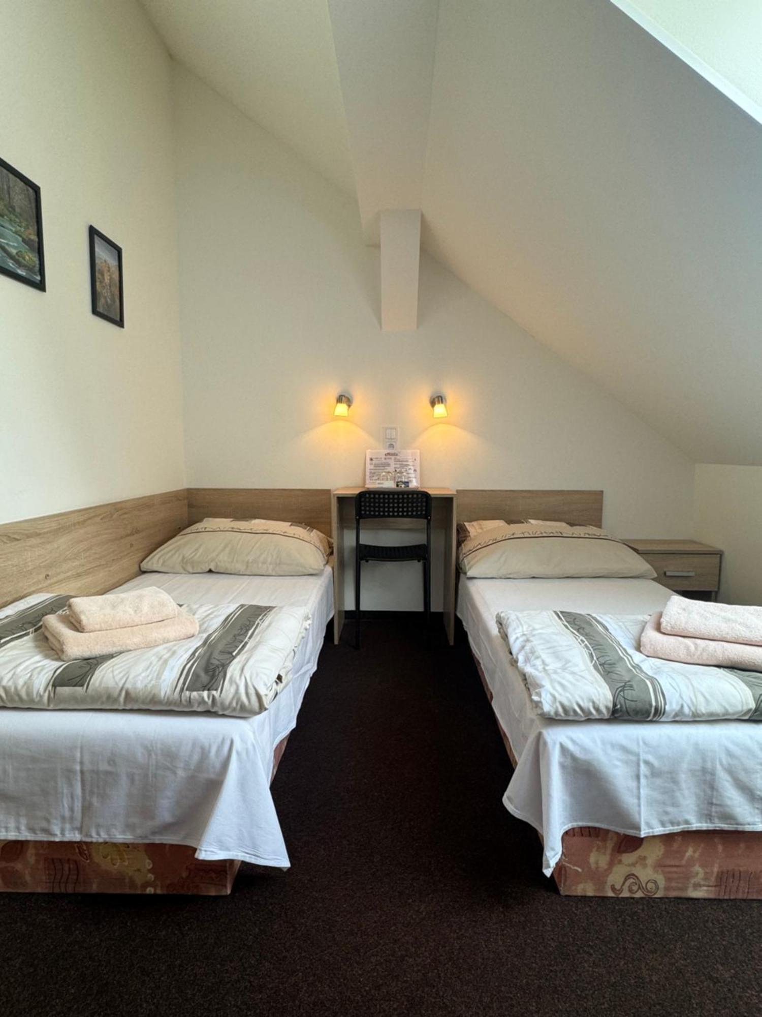 Hotel Formule Decin Kültér fotó