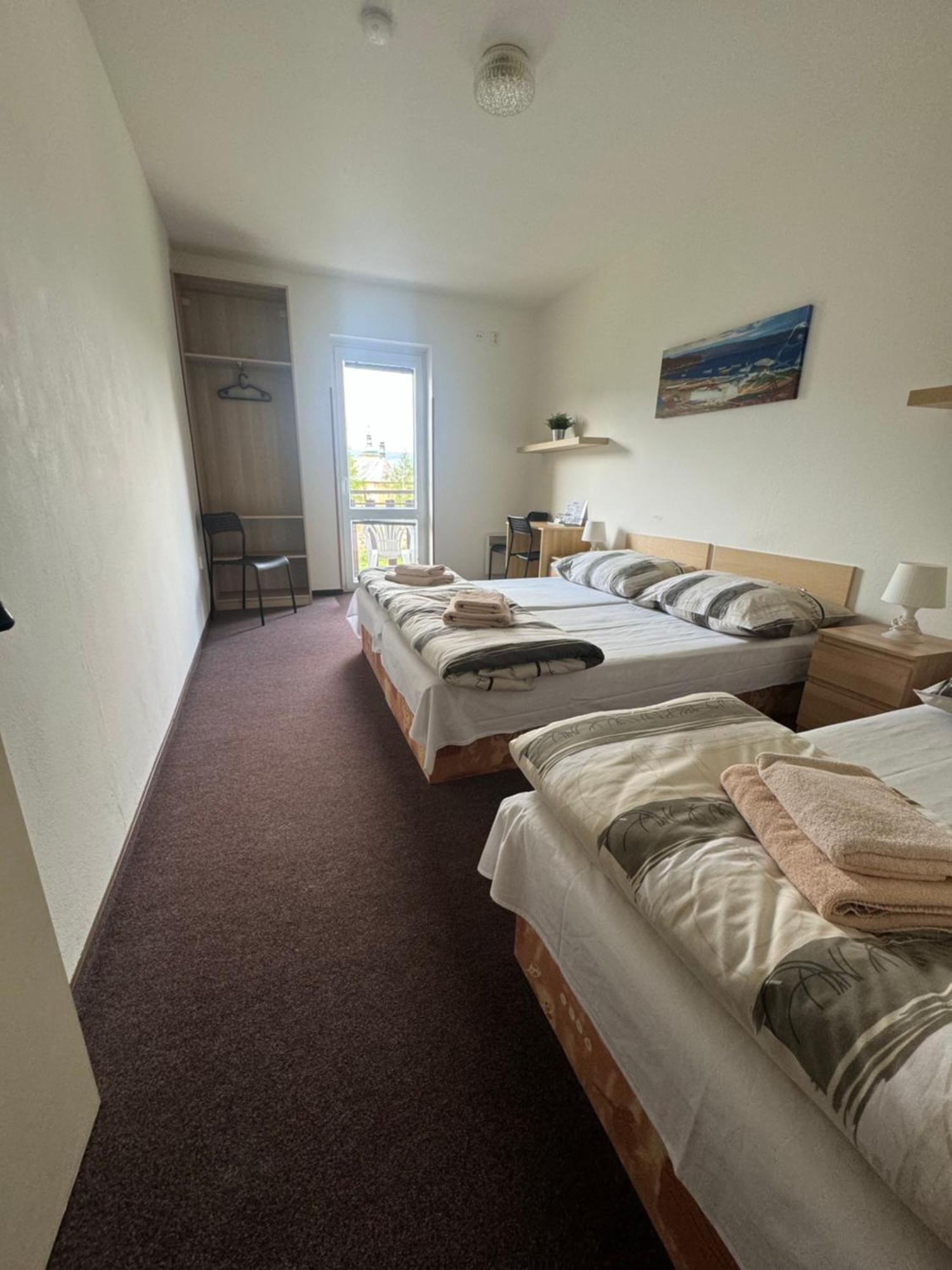 Hotel Formule Decin Kültér fotó