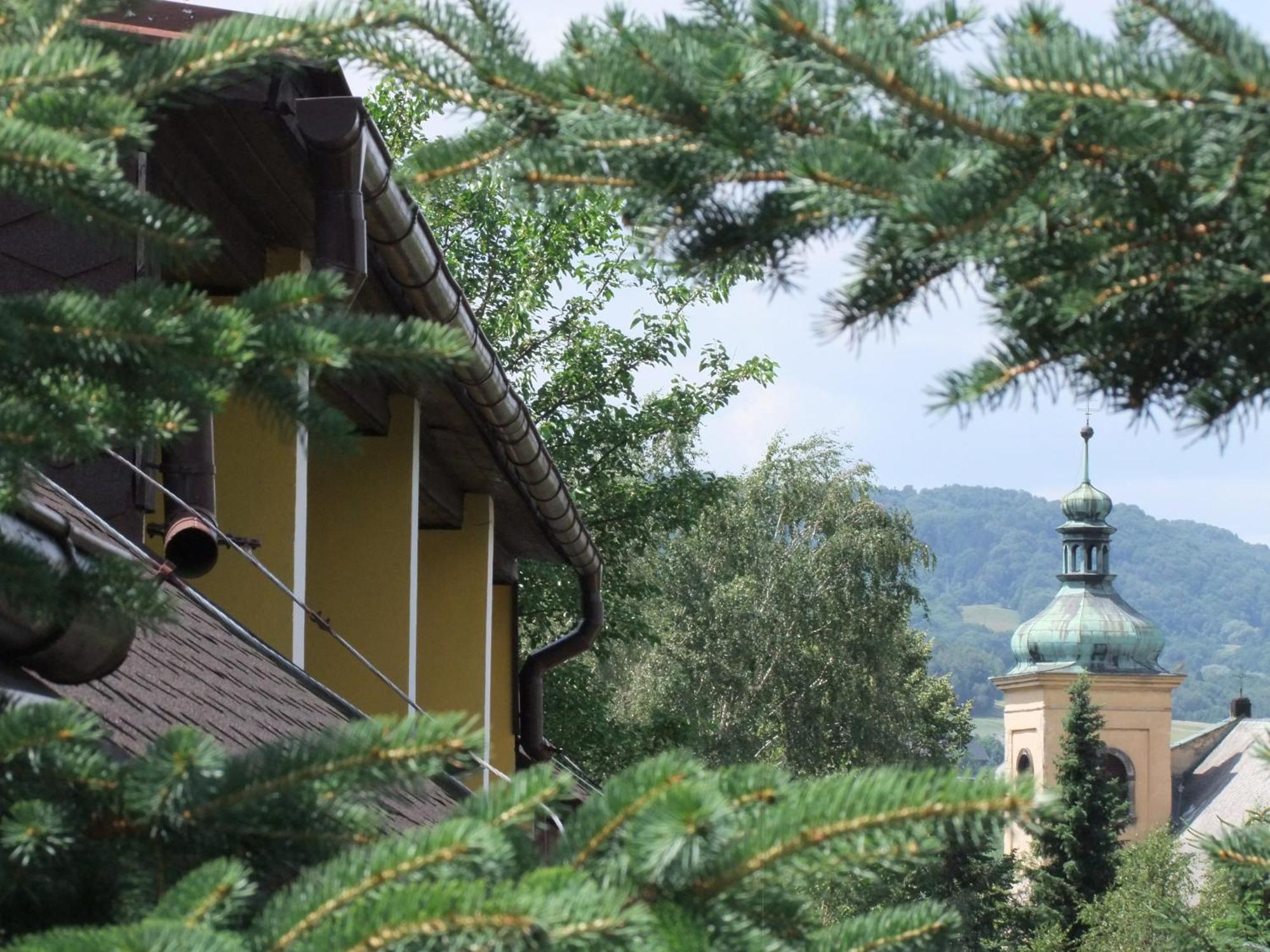 Hotel Formule Decin Kültér fotó