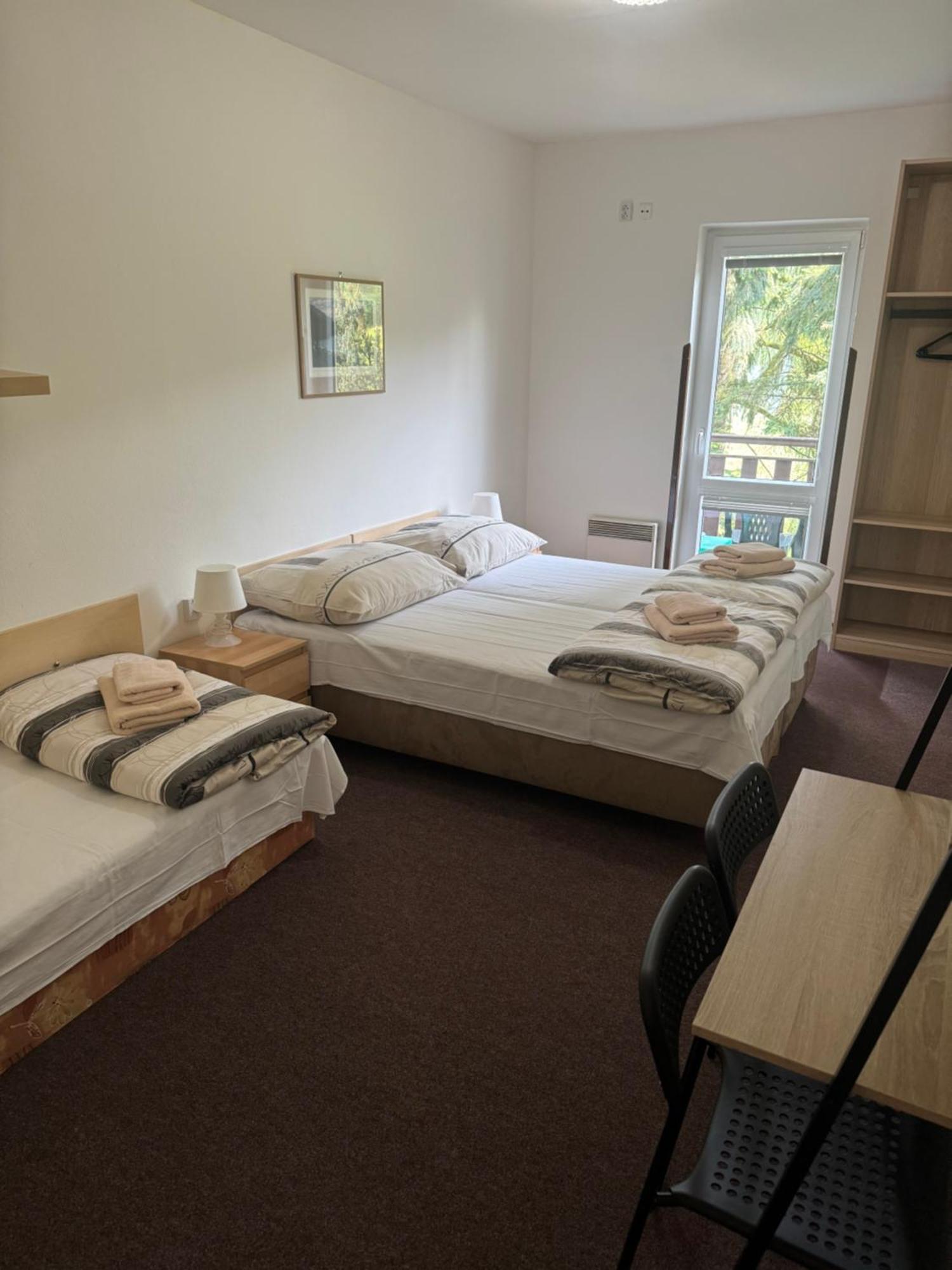 Hotel Formule Decin Kültér fotó