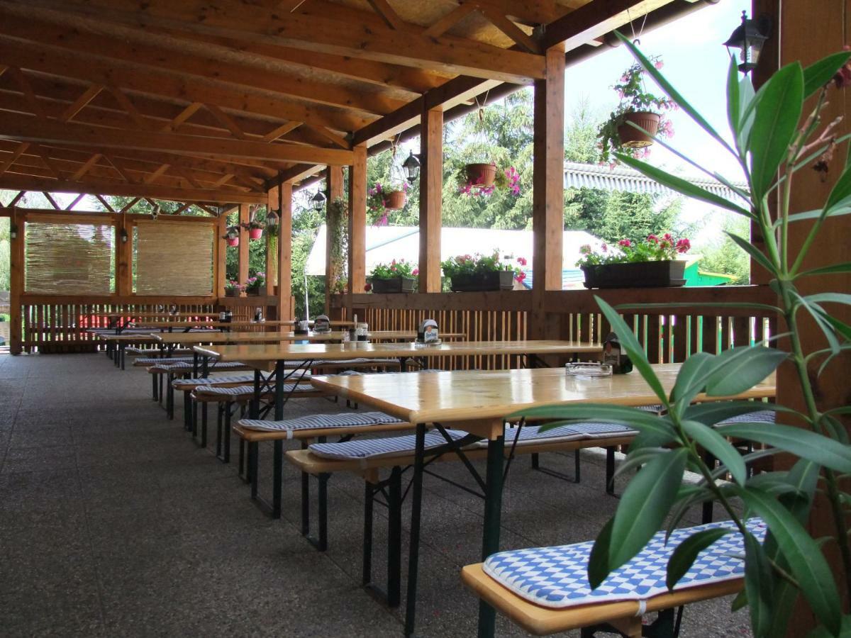 Hotel Formule Decin Kültér fotó