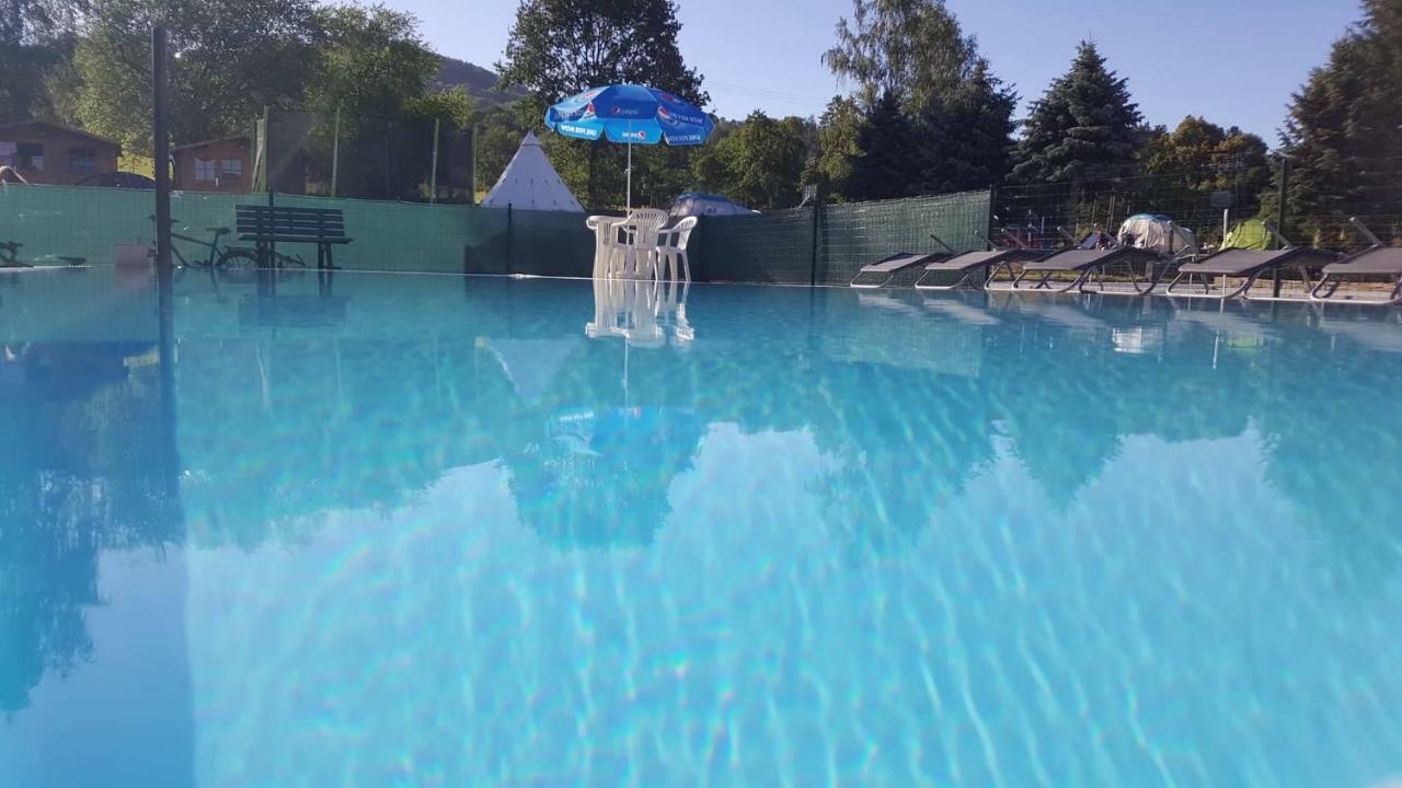 Hotel Formule Decin Kültér fotó